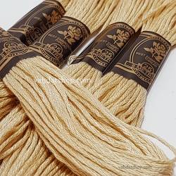 نخ کوبلن کرم روشن