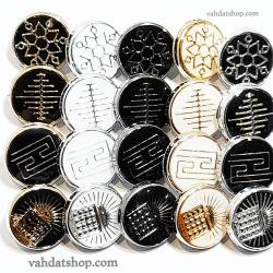 دکمه شومیزی طرح دار