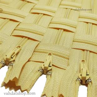 زیپ 20 سانت دنده 4 کرم کد 125 بسته ای