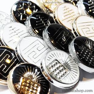 دکمه شومیزی طرح دار